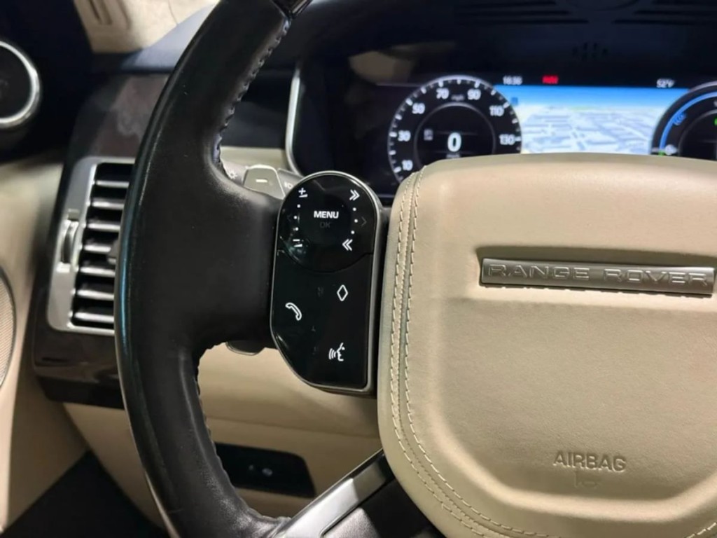 2020 Land Rover Range Rover Image 17