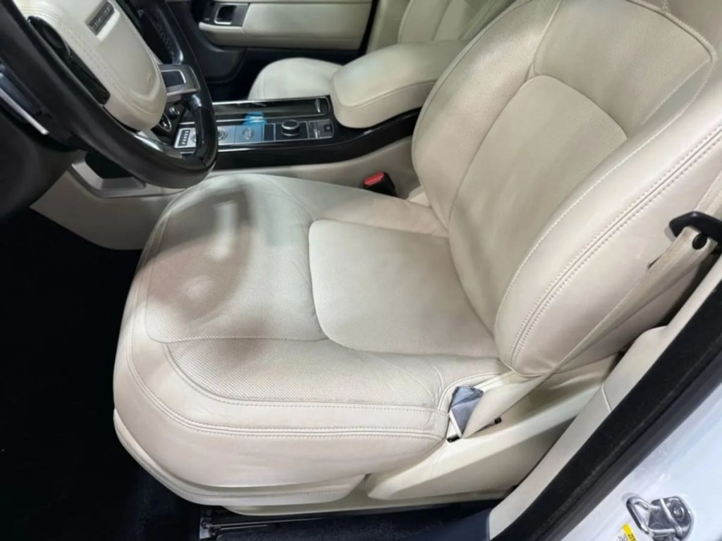 2020 Land Rover Range Rover Image 23