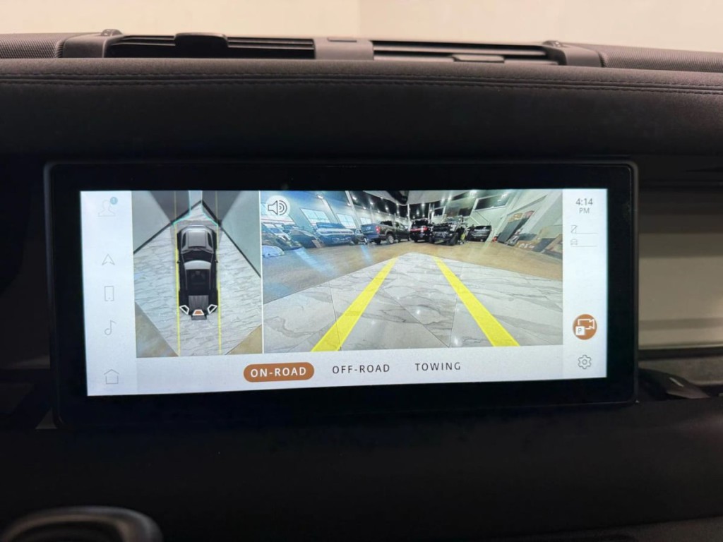 2020 Land Rover Defender Image 22