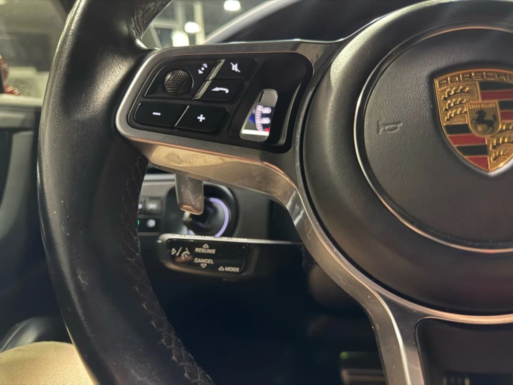 2021 Porsche Cayenne Image 23
