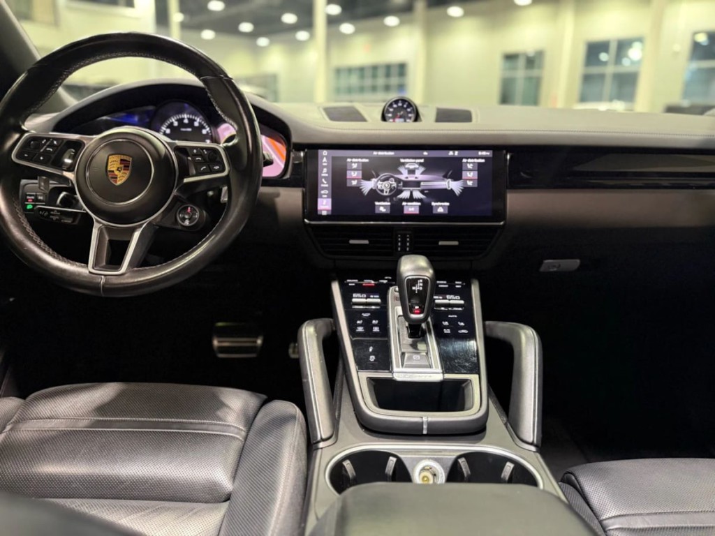 2021 Porsche Cayenne Image 35