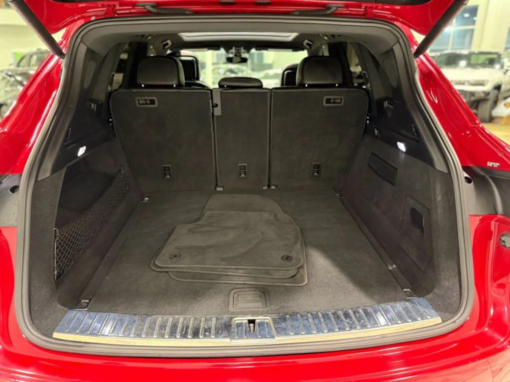 2021 Porsche Cayenne Image 36