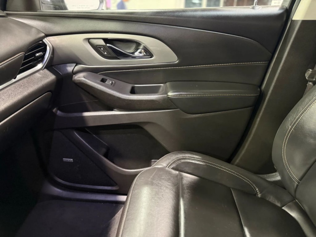 2021 Chevrolet Traverse Image 23