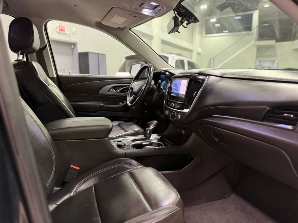 2021 Chevrolet Traverse Image 37