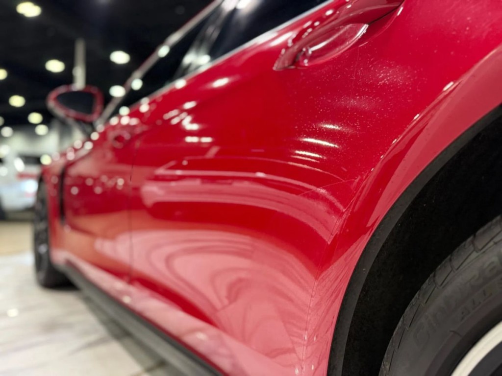 2018 Porsche Panamera Image 12