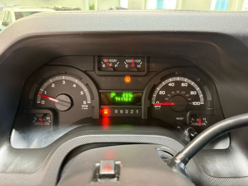 2014 Ford Econoline Image 12