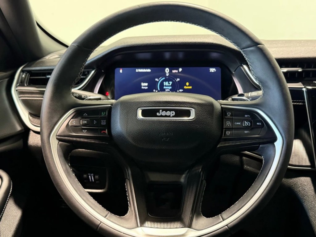 2023 Jeep Grand Cherokee Image 16