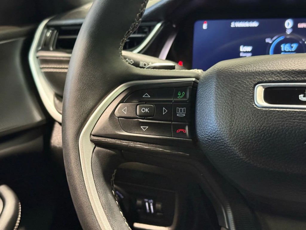 2023 Jeep Grand Cherokee Image 17