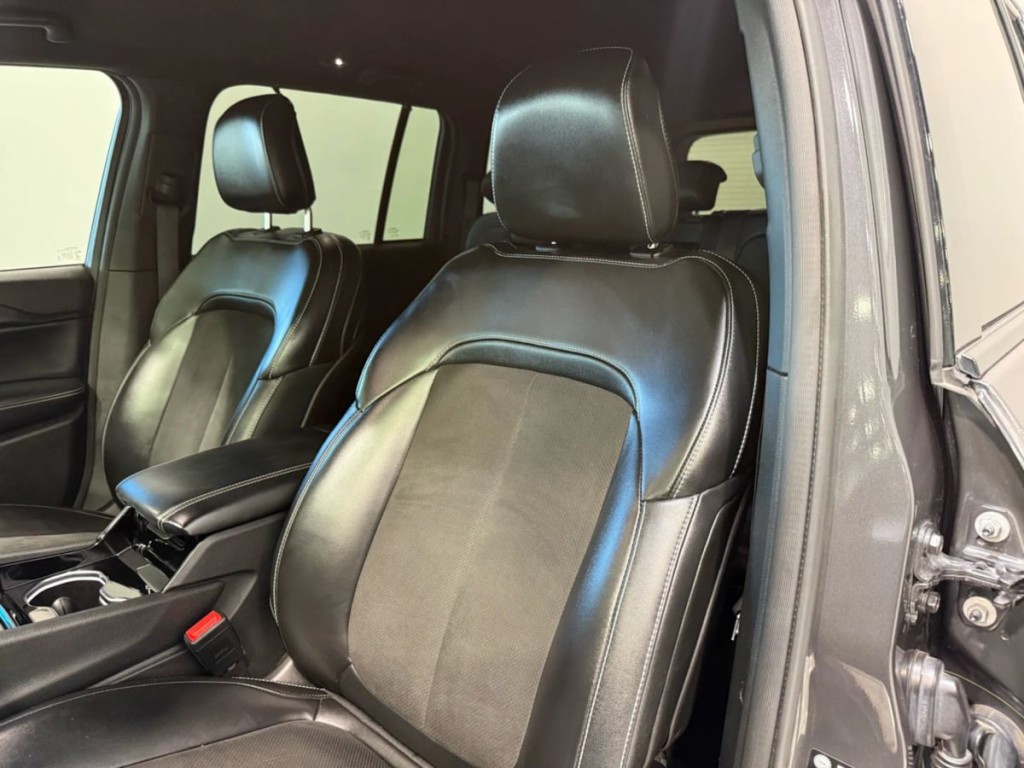 2023 Jeep Grand Cherokee Image 24