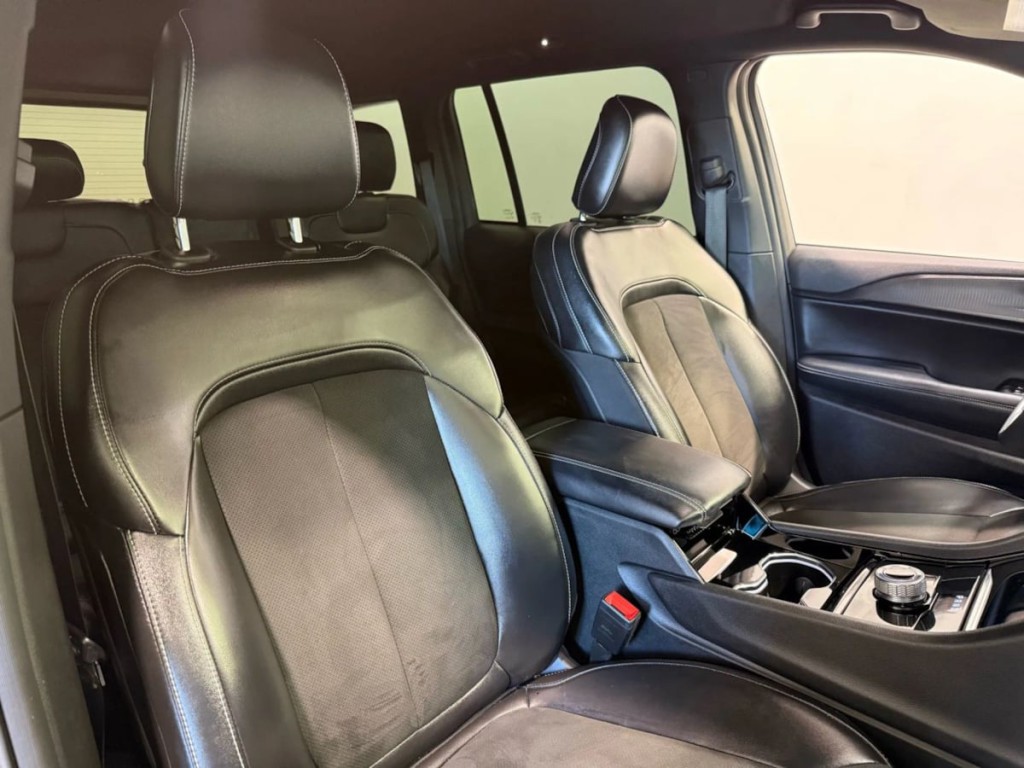 2023 Jeep Grand Cherokee Image 29