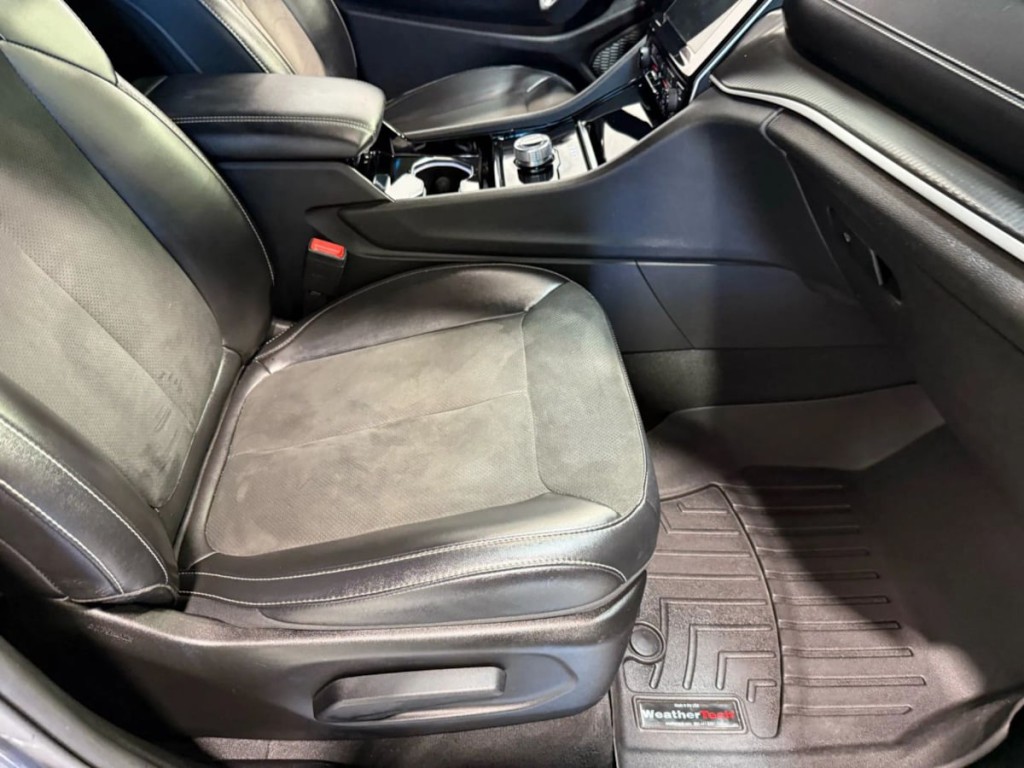 2023 Jeep Grand Cherokee Image 30