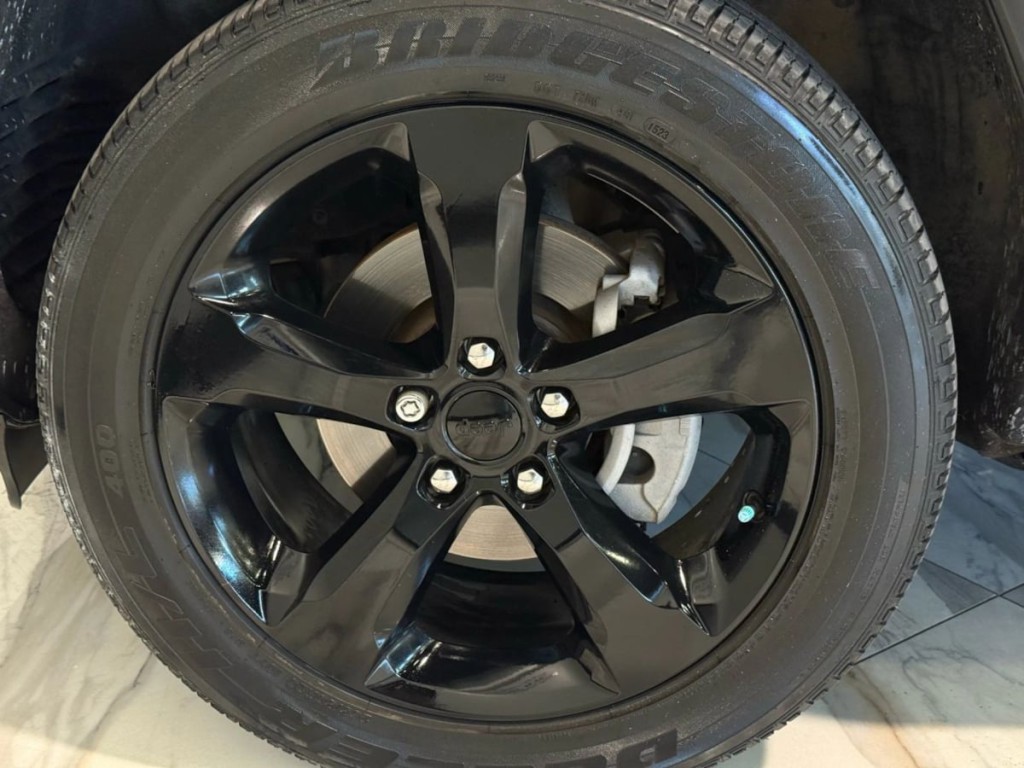 2023 Jeep Grand Cherokee Image 33