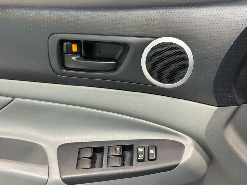 2012 Toyota Tacoma Image 22