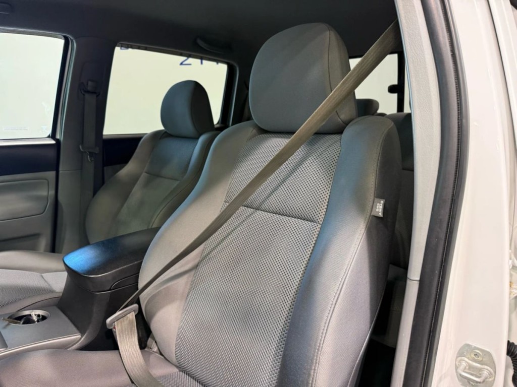 2012 Toyota Tacoma Image 23