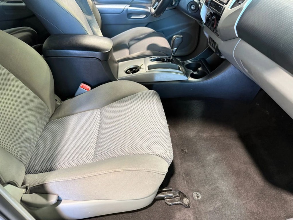 2012 Toyota Tacoma Image 28