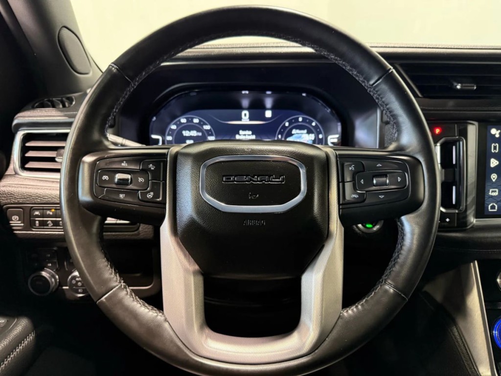 2023 GMC Yukon Image 15