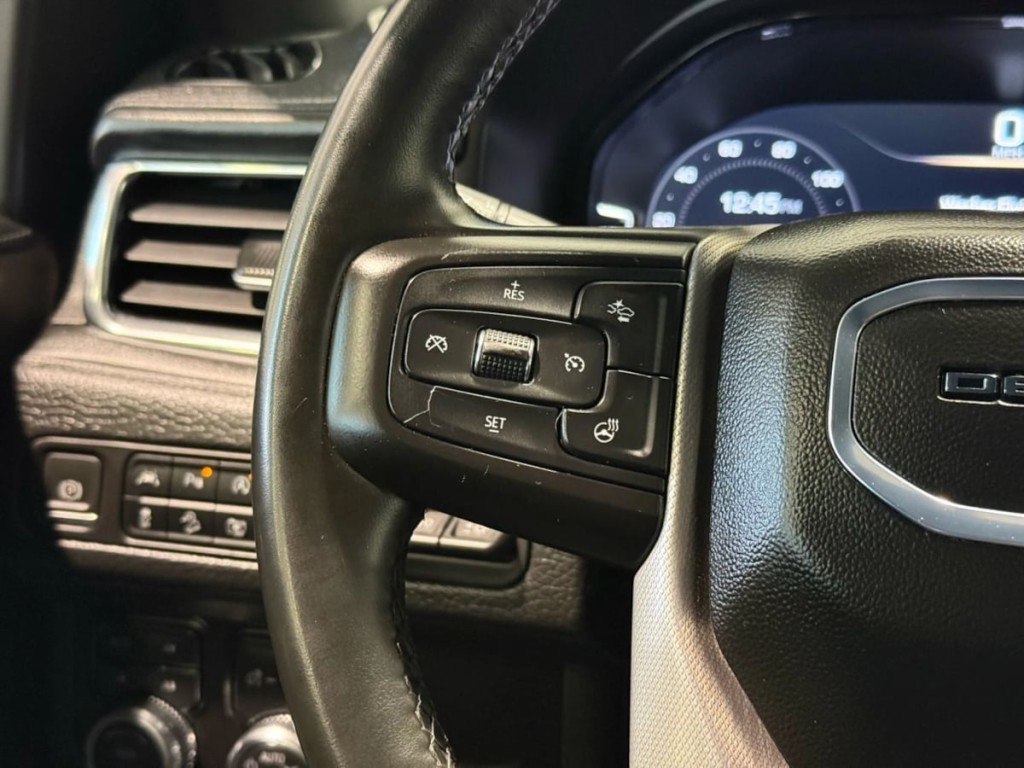 2023 GMC Yukon Image 16