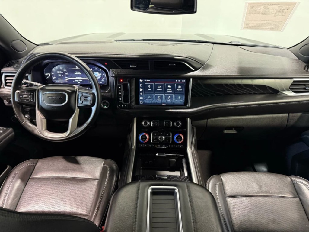 2023 GMC Yukon Image 20