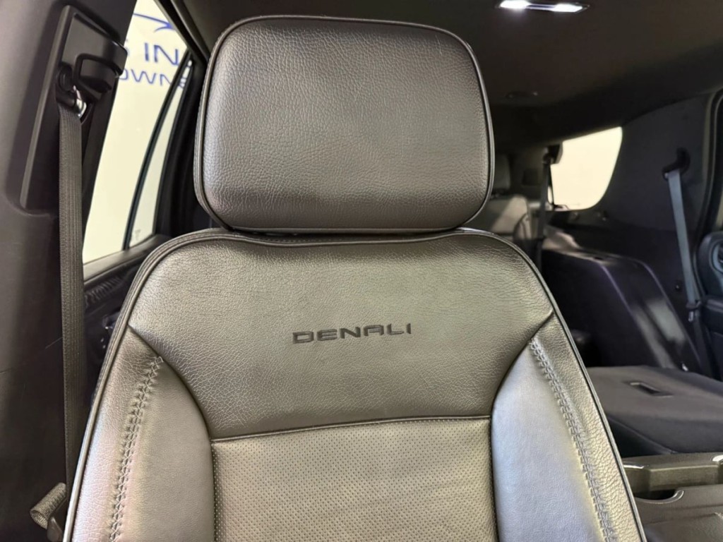 2023 GMC Yukon Image 29