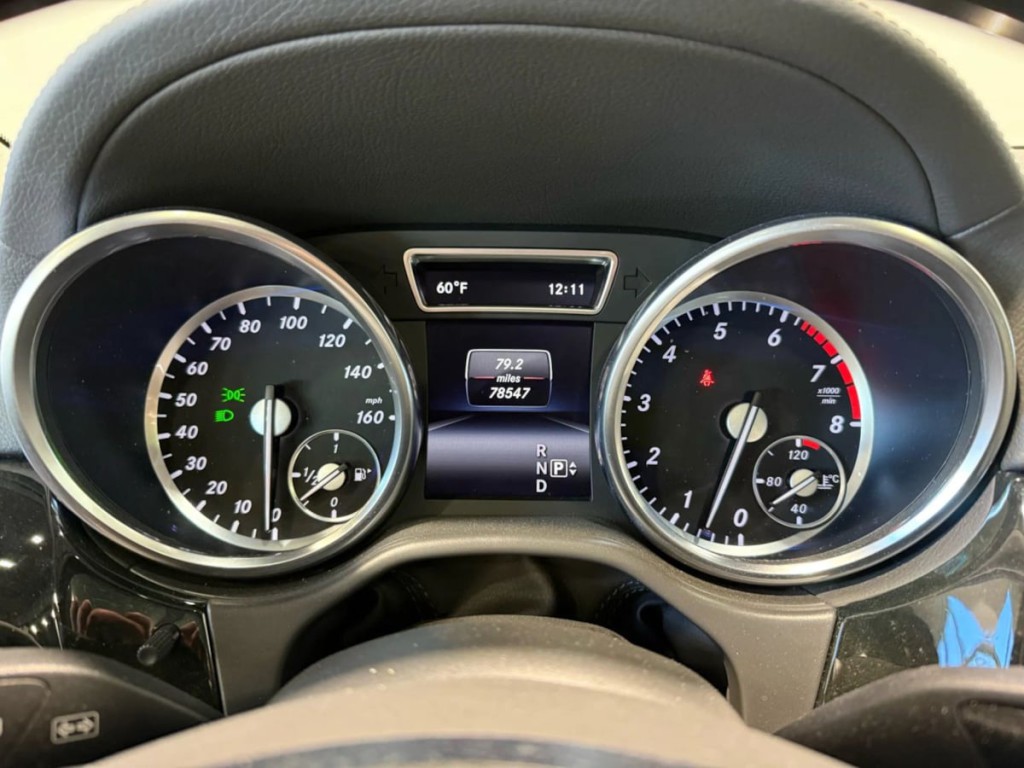 2016 Mercedes-Benz GL-Class Image 17