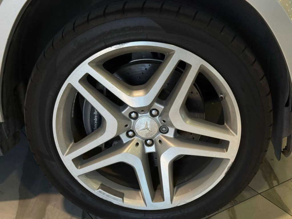 2016 Mercedes-Benz GL-Class Image 36