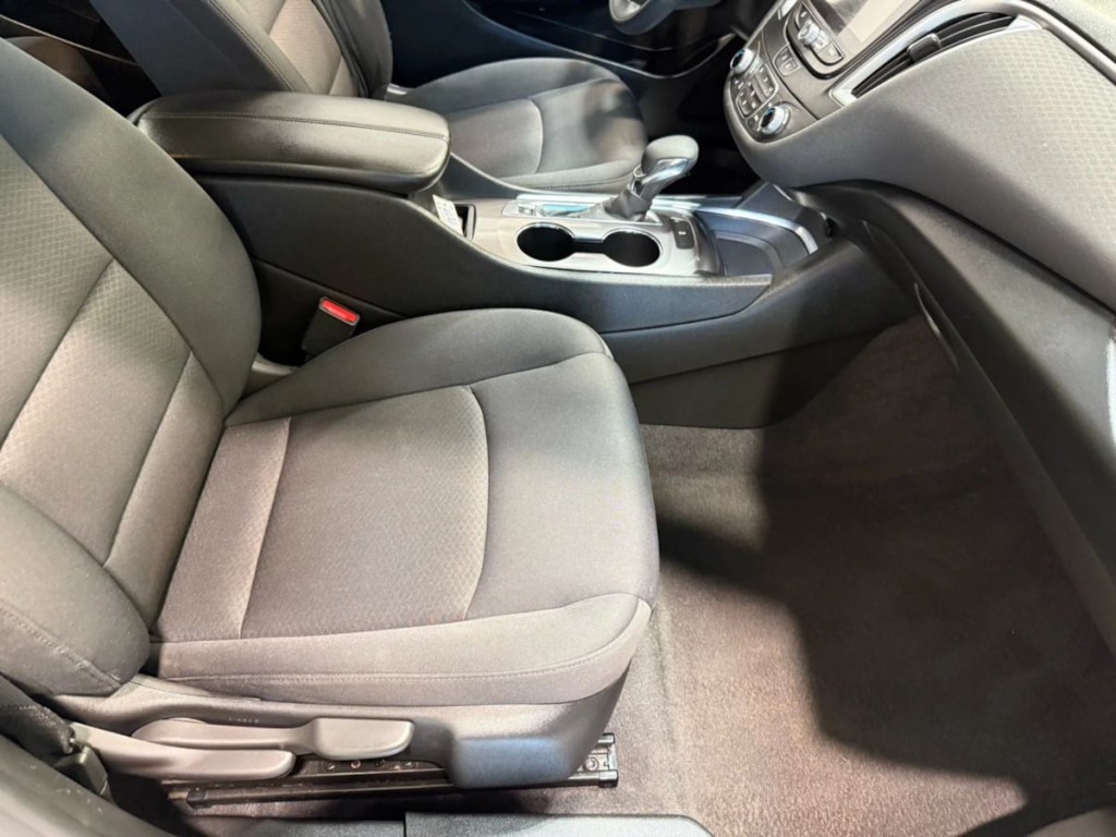 2022 Chevrolet Malibu Image 27