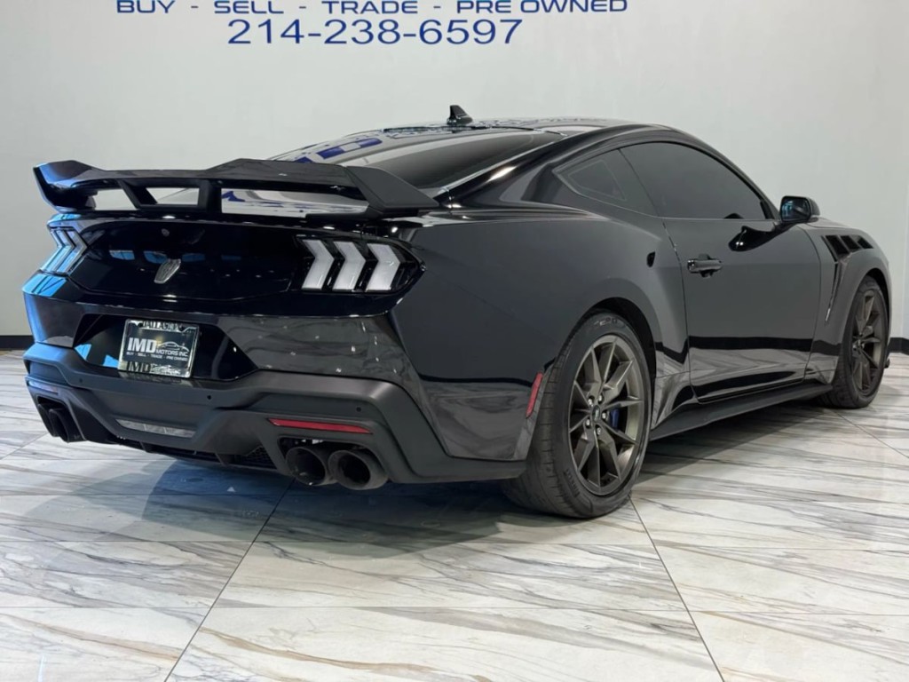 2025 Ford Mustang Image 5