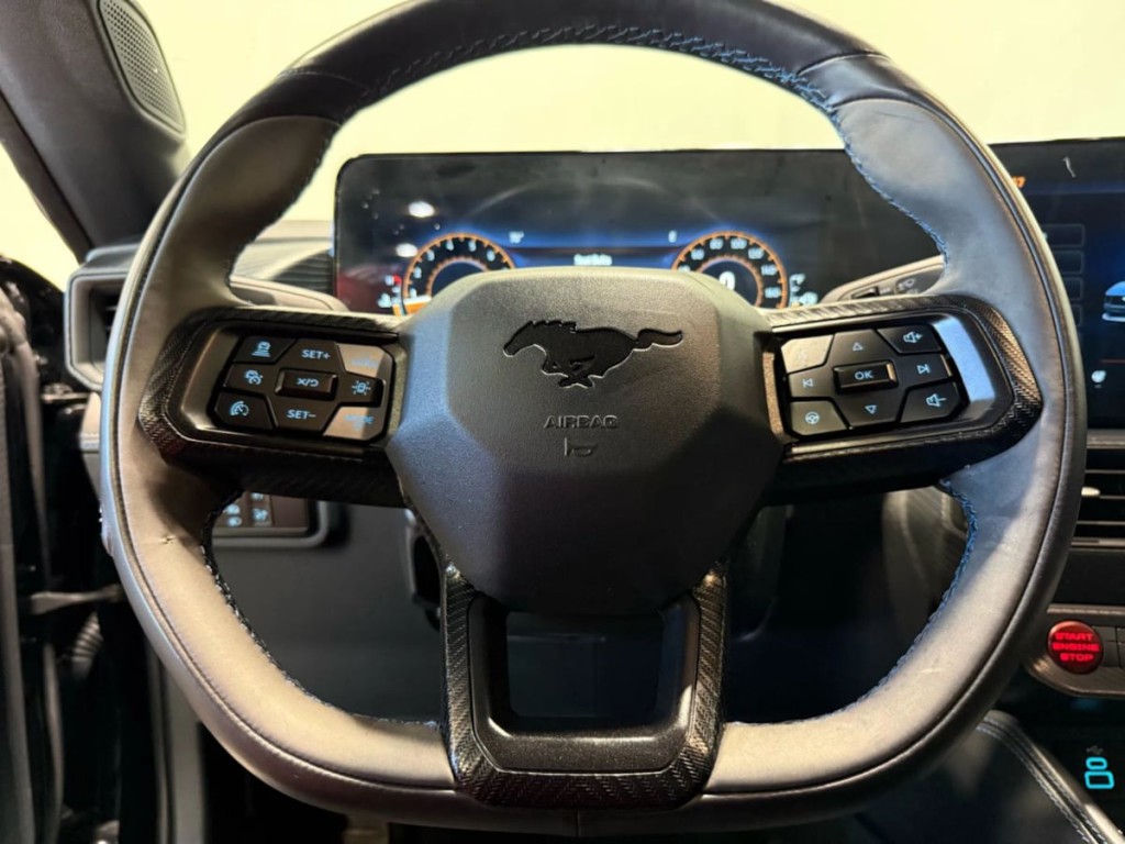 2025 Ford Mustang Image 15