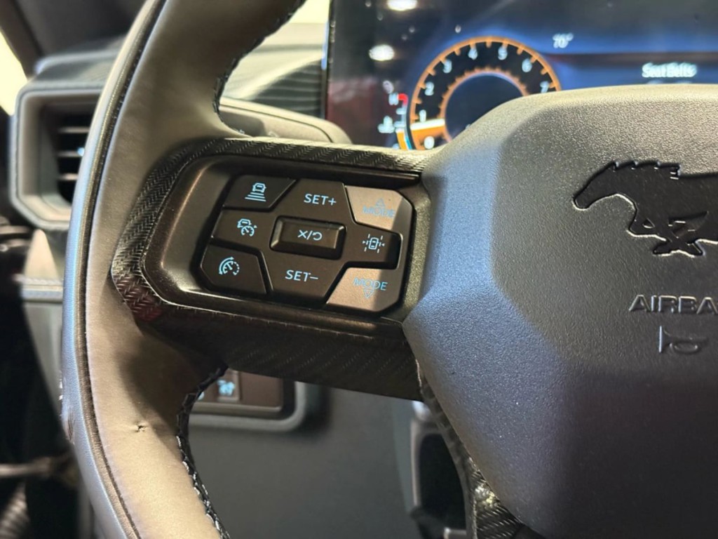 2025 Ford Mustang Image 16