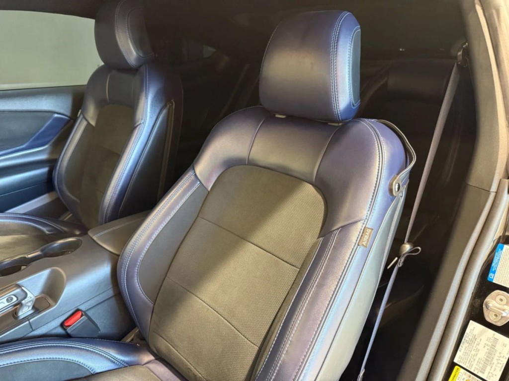 2025 Ford Mustang Image 22