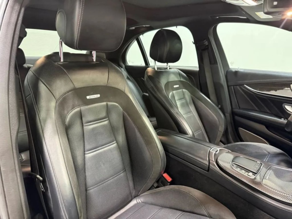 2022 Mercedes-Benz AMG E 53 Image 26