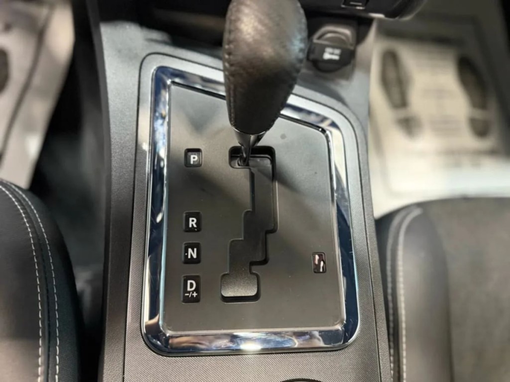 2008 Dodge Challenger Image 18