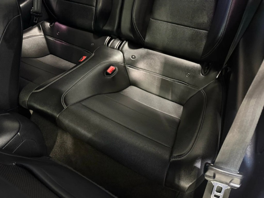 2018 Ford Mustang Image 13