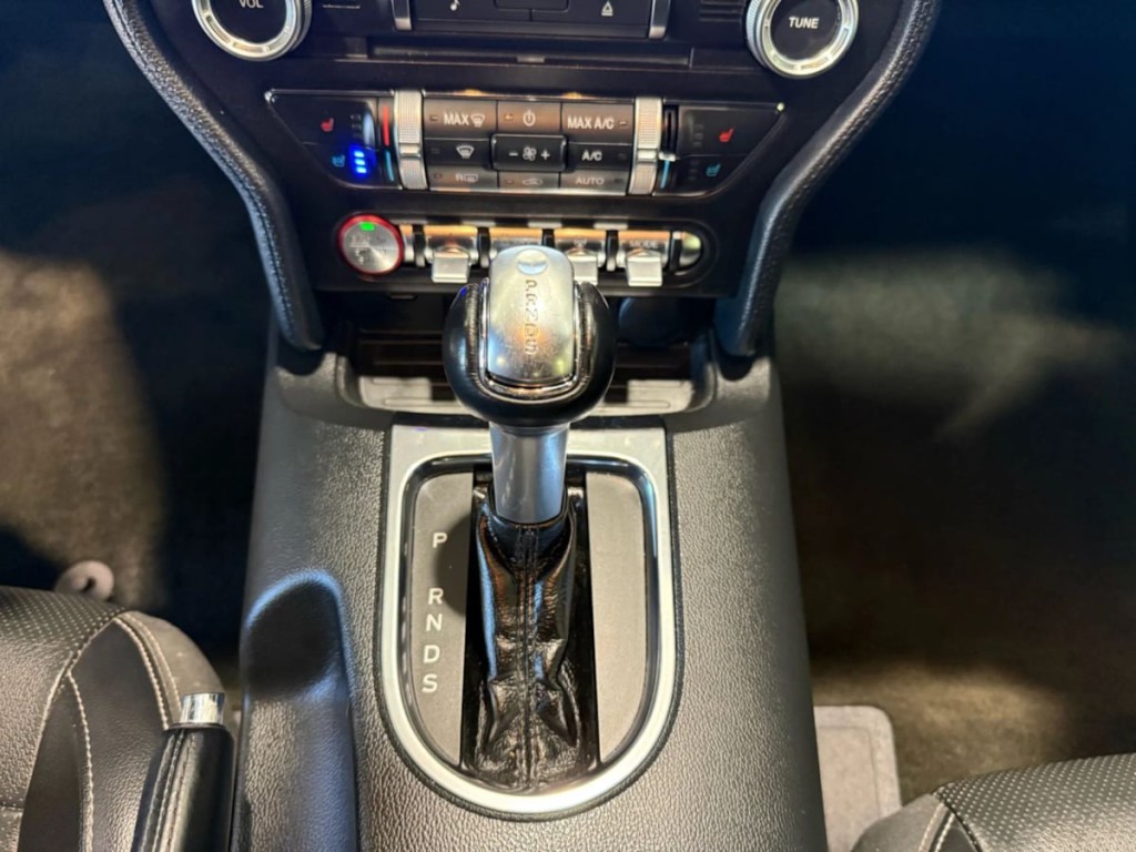 2018 Ford Mustang Image 29