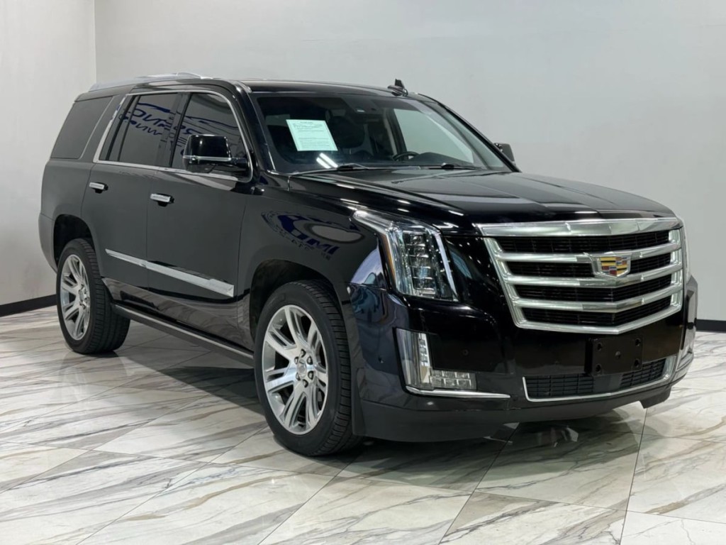 2017 Cadillac Escalade Image 4