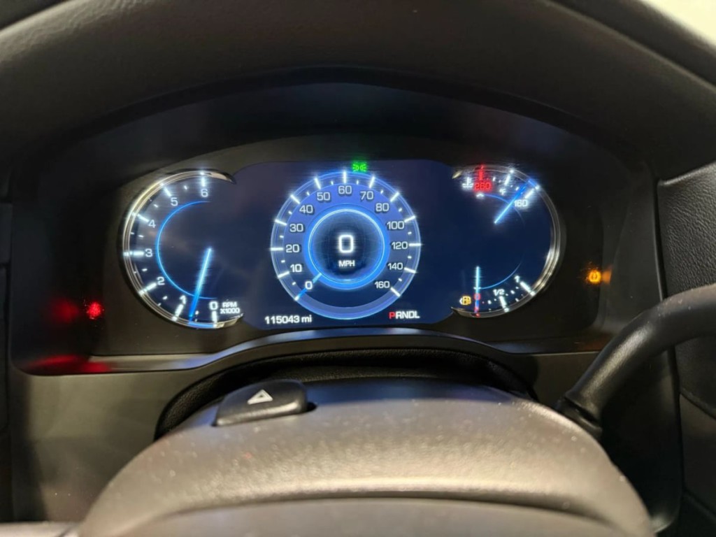 2017 Cadillac Escalade Image 17