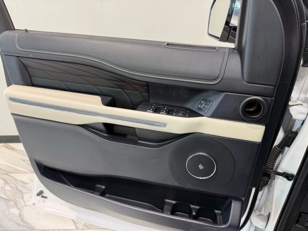 2019 Ford Expedition Image 13