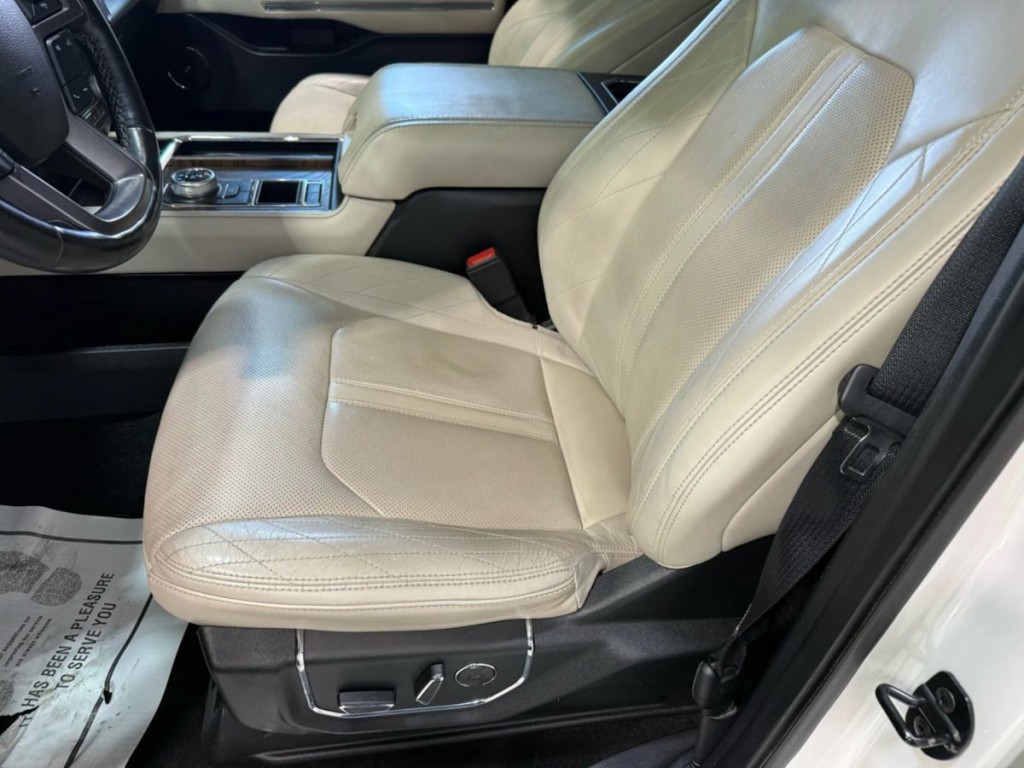 2019 Ford Expedition Image 25