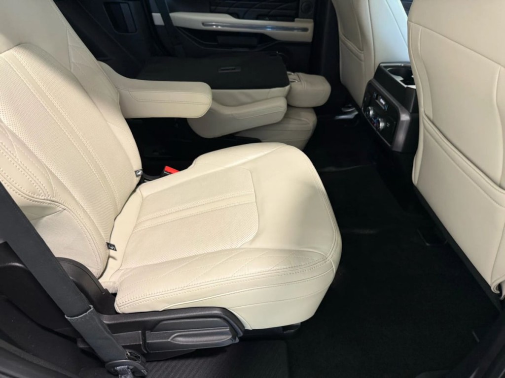 2019 Ford Expedition Image 35