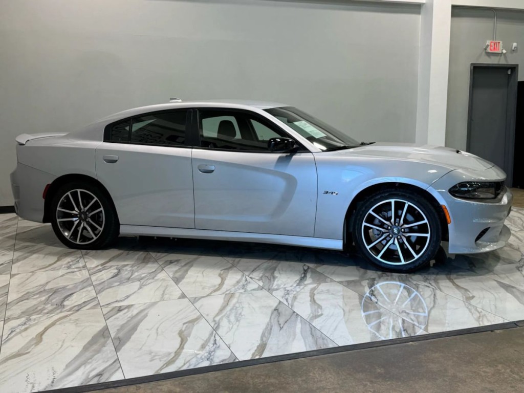 2023 Dodge Charger Image 5