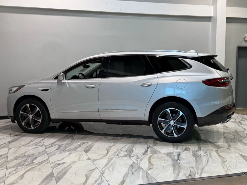 2019 Buick Enclave Image 9