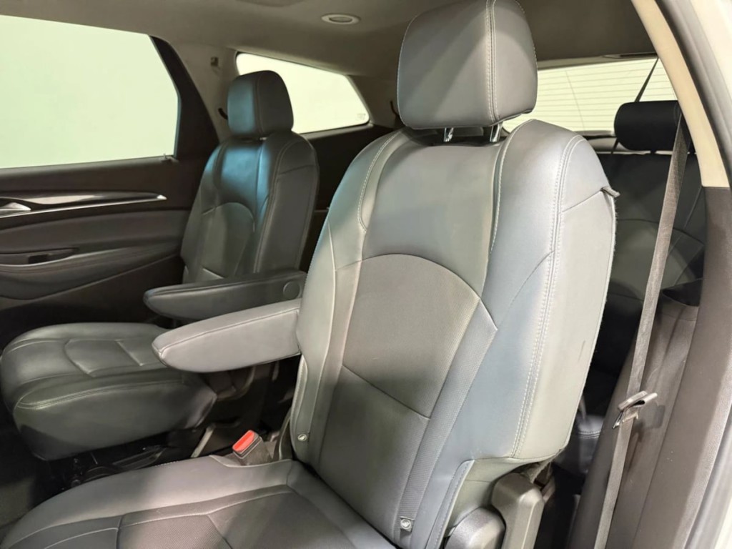 2019 Buick Enclave Image 26