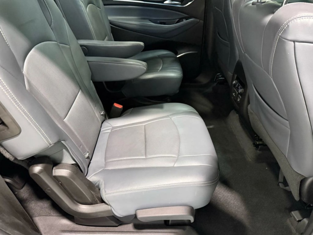 2019 Buick Enclave Image 33