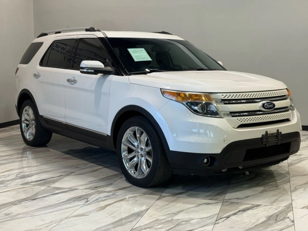 2015 Ford Explorer Image 4