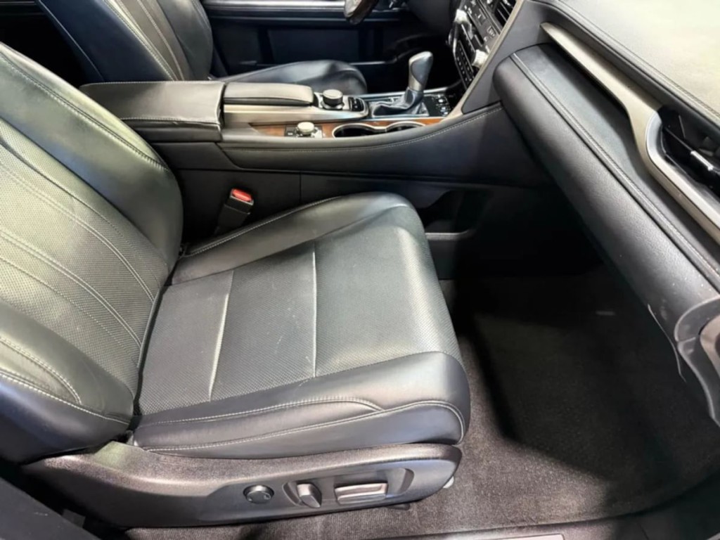 2019 Lexus RX 350 Image 32