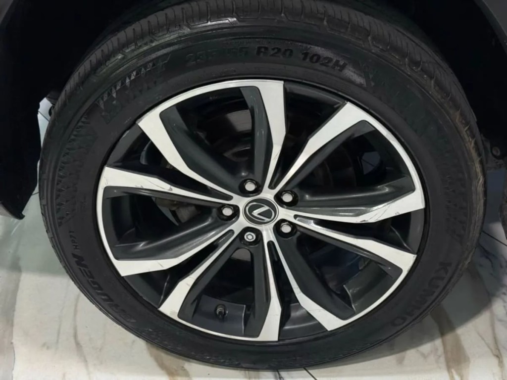 2019 Lexus RX 350 Image 35