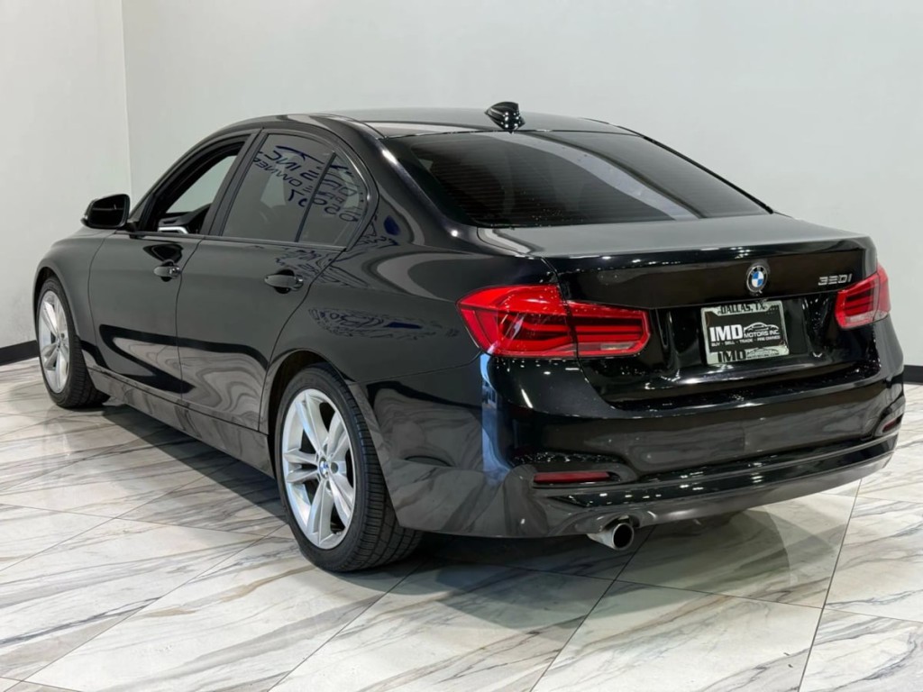 2018 BMW 3 Series Image 8