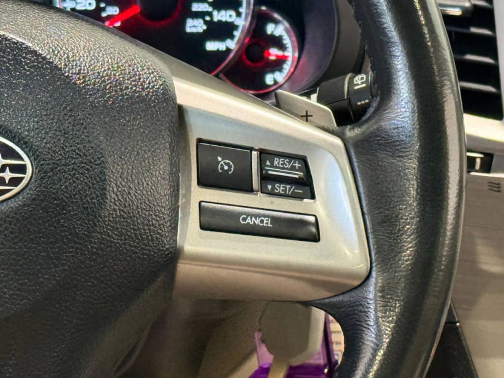 2013 Subaru Outback Image 17