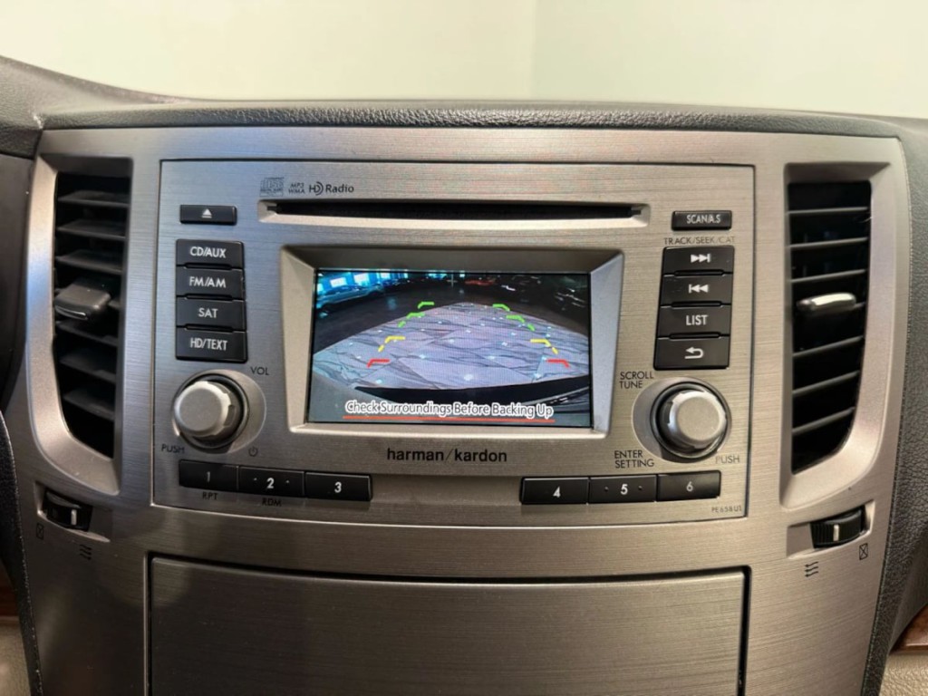 2013 Subaru Outback Image 20