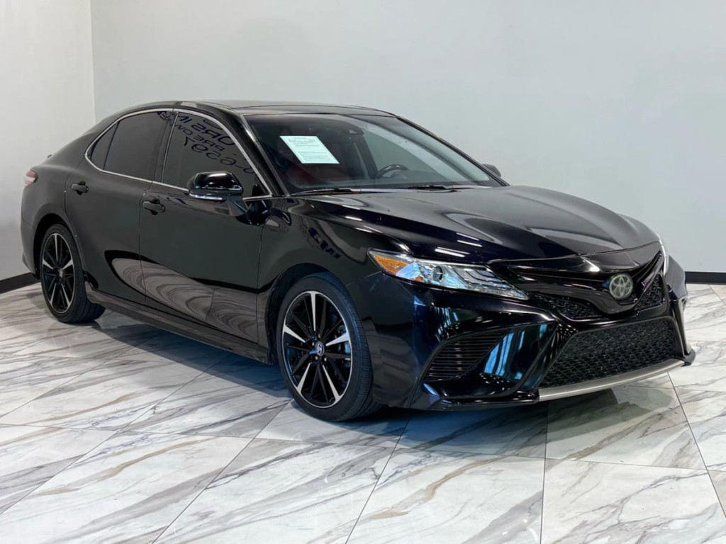 2020 Toyota Camry Image 4